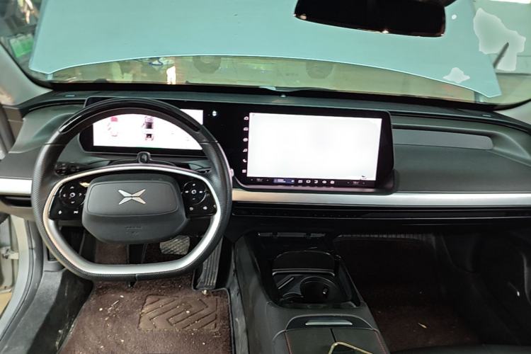 Used XPeng P7 2021 480N Center Console
