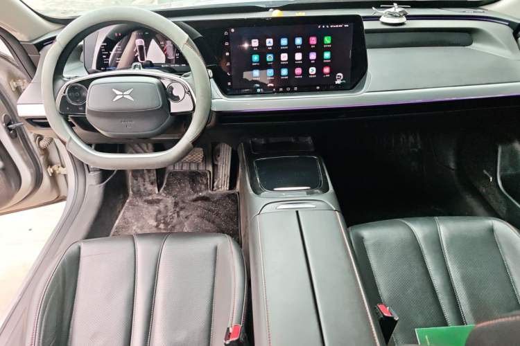 Used XPeng P7 2021 480N Center Console