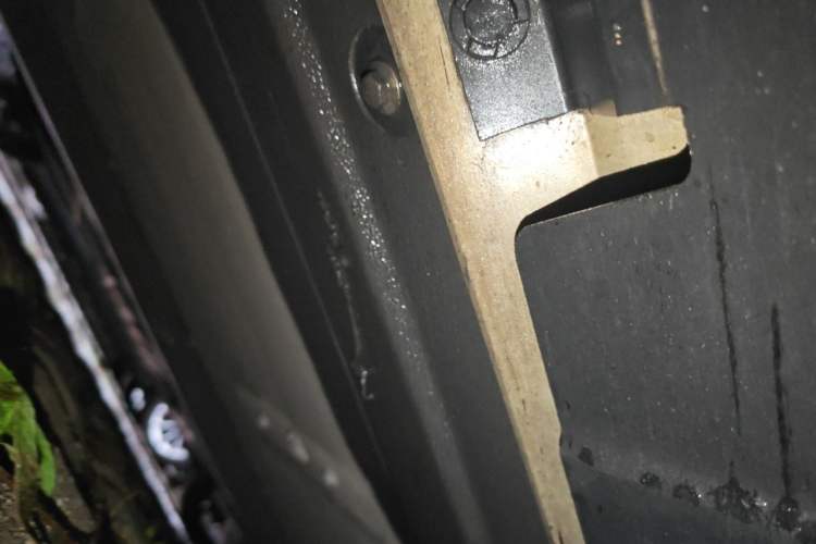 Used XPeng P7 2021 670G Chassis Front