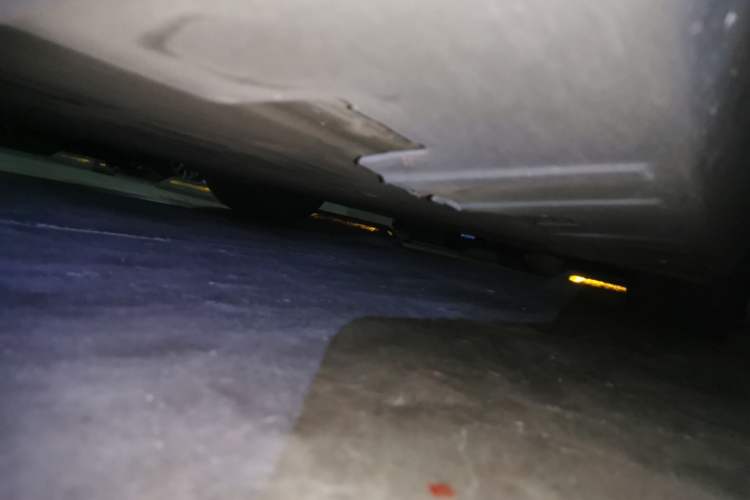 Used XPeng P7 2021 480N Chassis Front Left