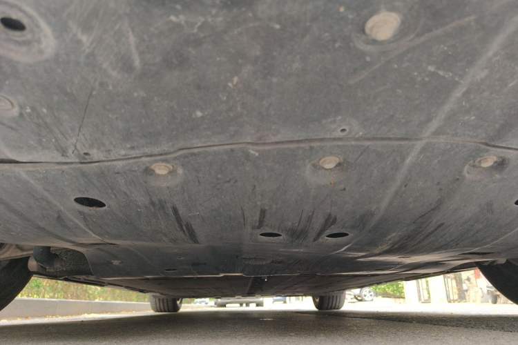 Used XPeng P7 2021 670G Chassis Front