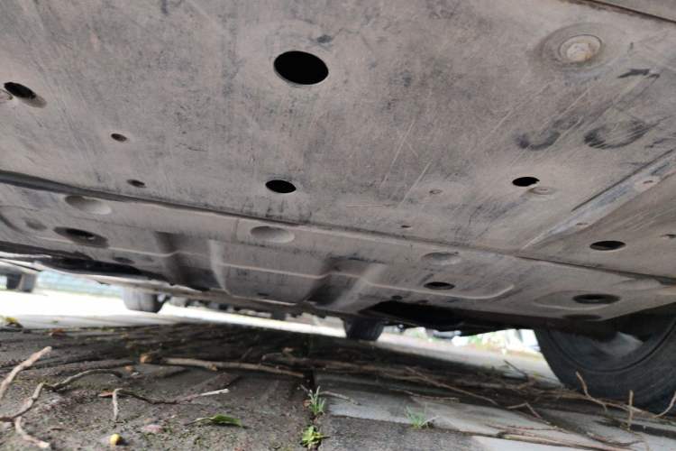Used XPeng P7 2021 670G Chassis Rear