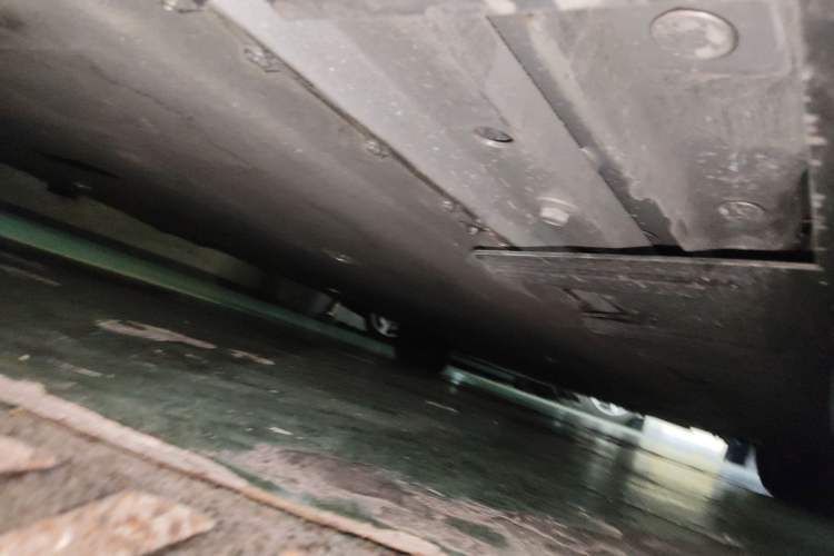 Used XPeng P7 2021 480N Chassis Rear Right
