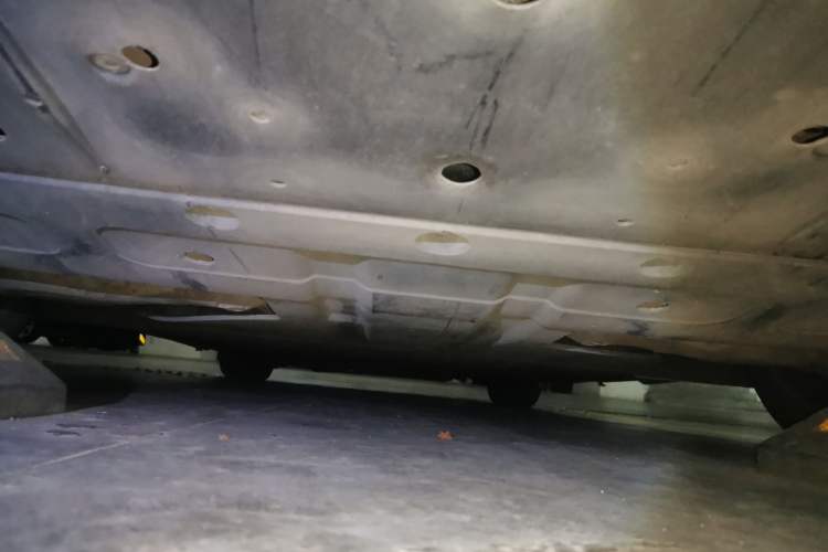 Used XPeng P7 2021 480N Chassis Rear