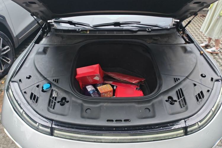 Used XPeng P7 2021 670G Engine Bay