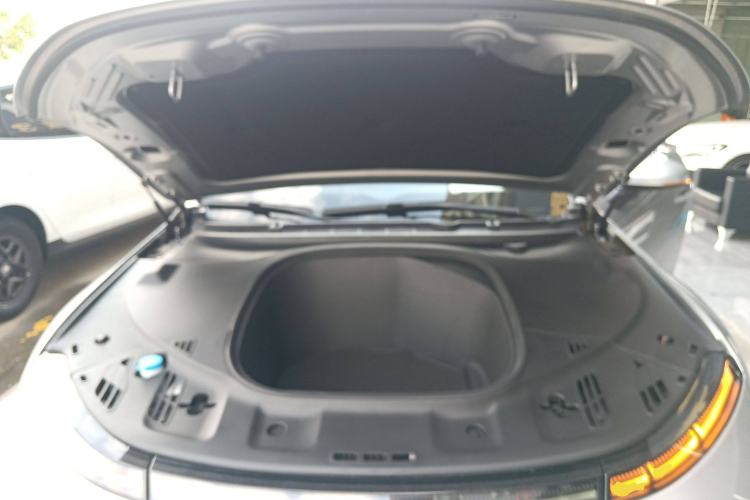 Used XPeng P7 2021 480N Engine Bay