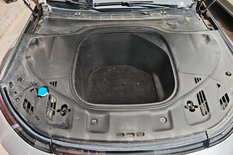 Used XPeng P7 2021 480N Engine Bay