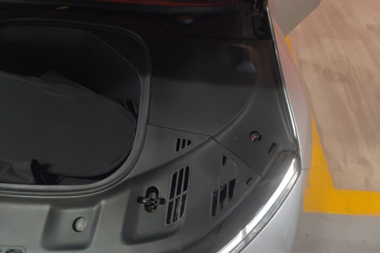 Used XPeng P7 2021 480N Engine Bay Left