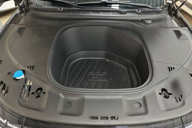 Used XPeng P7 2021 480N Engine Bay