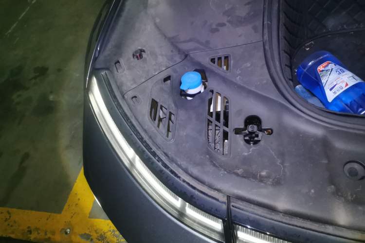 Used XPeng P7 2021 480N Engine Bay Right