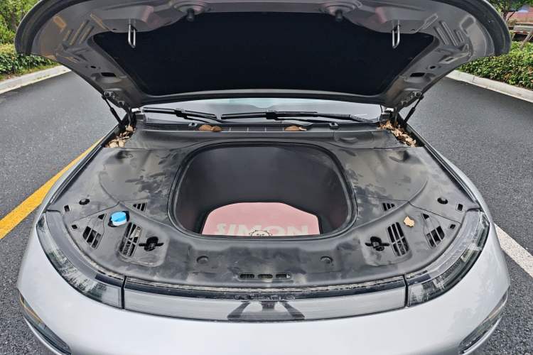Used XPeng P7 2021 480N Engine Bay