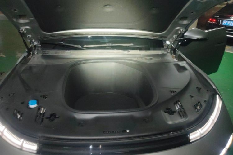 Used XPeng P7 2021 480N Engine Bay
