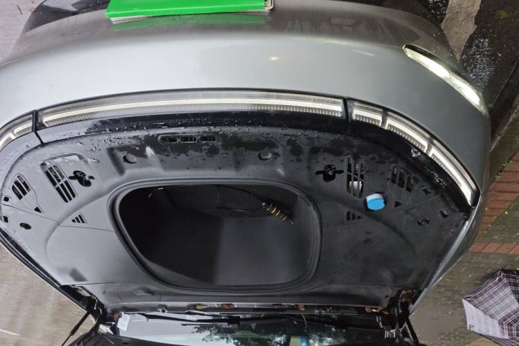 Used XPeng P7 2021 670G Engine Bay