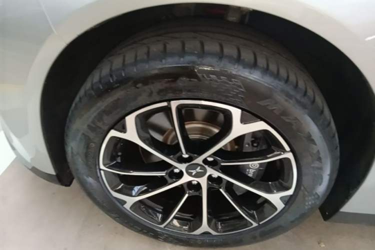 Used XPeng P7 2021 670G Exterior 4