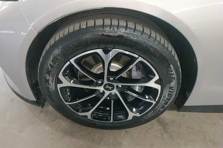 Used XPeng P7 2021 670G Exterior 4