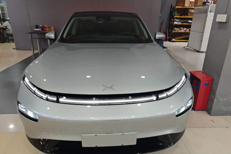 Used XPeng P7 2021 670G Front