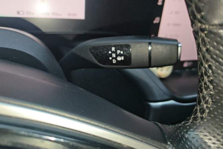 Used XPeng P7 2021 670G Gear Lever
