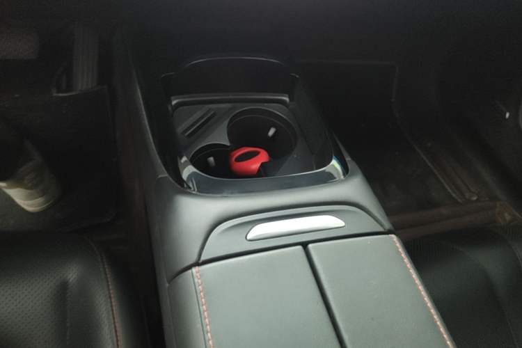 Used XPeng P7 2021 480N Gear Lever