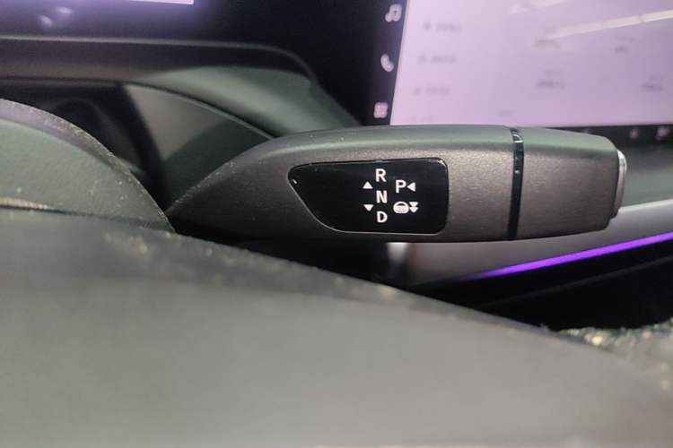 Used XPeng P7 2021 480N Gear Lever