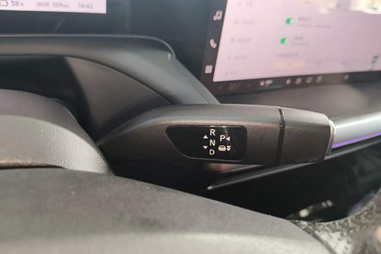 Used XPeng P7 2021 480E Gear Lever
