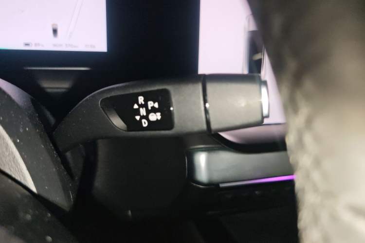Used XPeng P7 2021 480N Gear Lever
