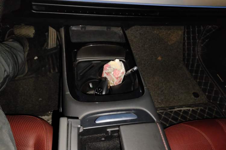 Used XPeng P7 2021 480N Gear Lever