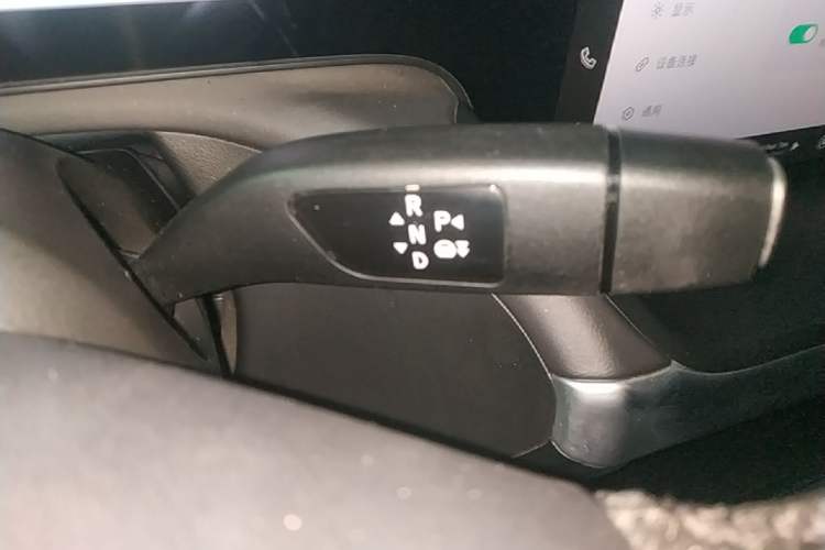 Used XPeng P7 2021 670G Gear Lever
