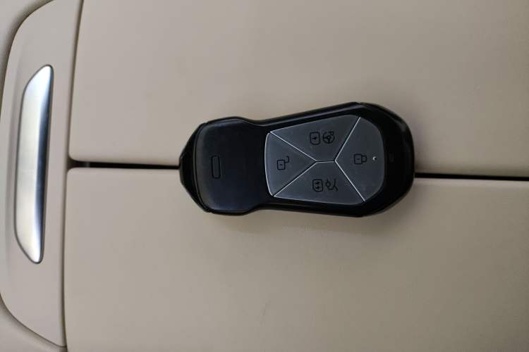 Used XPeng P7 2021 480N Interior 1