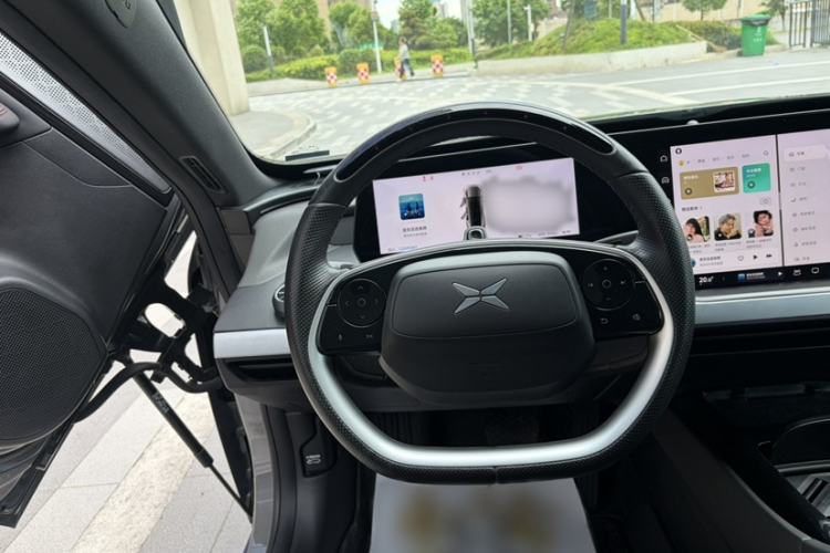 Used XPeng P7 2021 562E Pengyi Performance Edition Interior 4