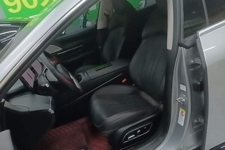 Used XPeng P7 2021 670G Left Front Seat