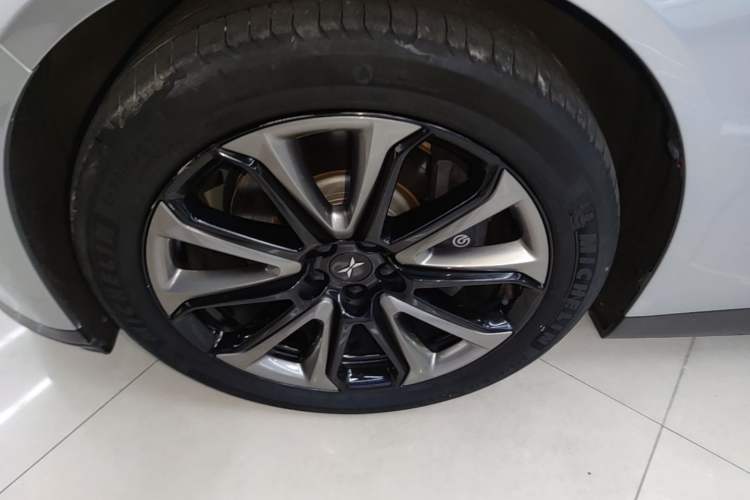 Used XPeng P7 2021 480E Left Front Wheel Hub
