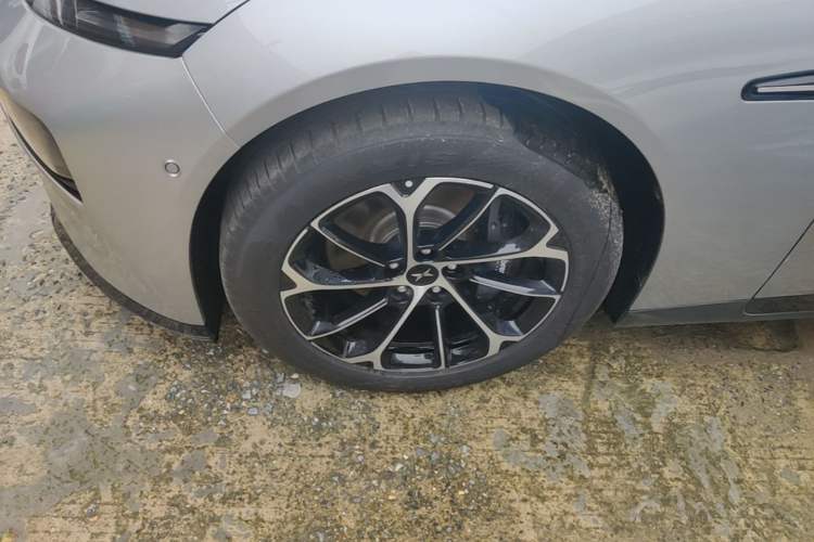 Used XPeng P7 2021 480N Left Front Wheel Hub