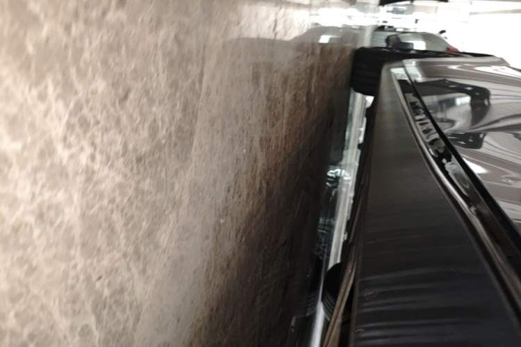 Used XPeng P7 2021 670G Left Side Sill