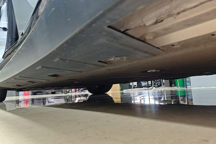 Used XPeng P7 2021 480N Left Side Sill