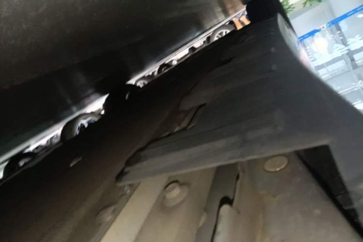 Used XPeng P7 2021 480N Left Side Sill
