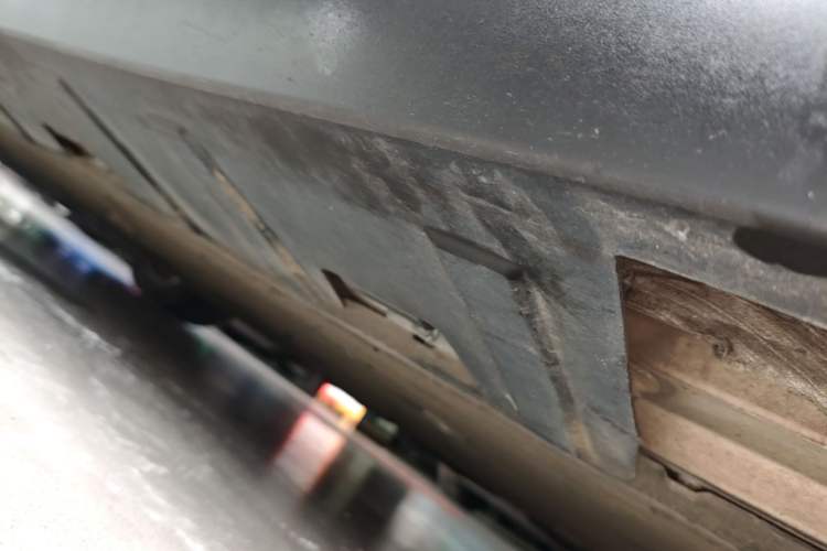 Used XPeng P7 2021 480N Left Side Sill