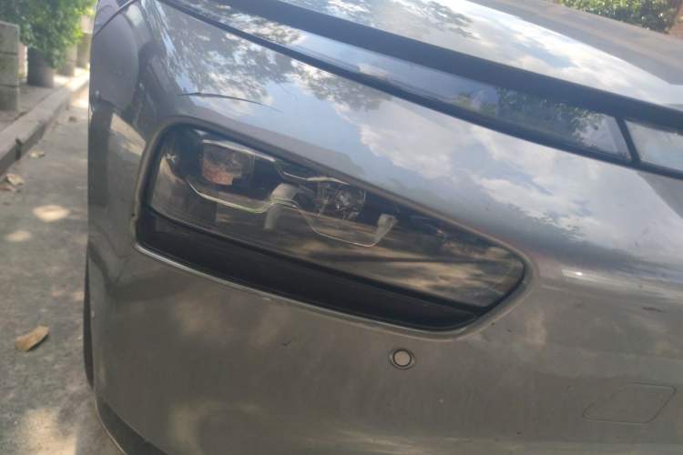 Used XPeng P7 2021 670G Right Front Headlight