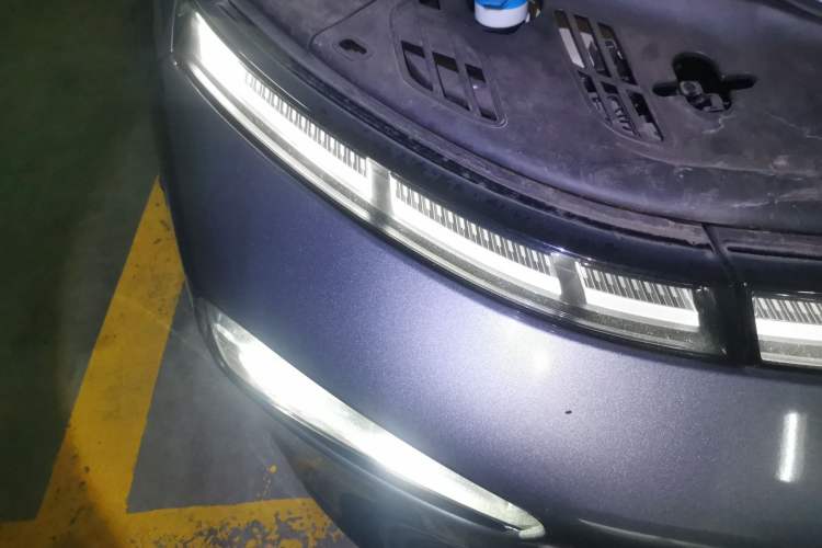 Used XPeng P7 2021 480N Right Front Headlight