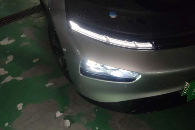 Used XPeng P7 2021 480N Right Front Headlight