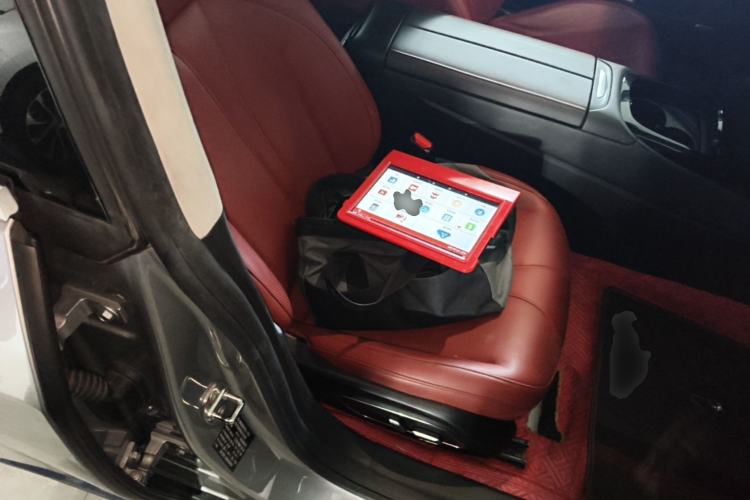 Used XPeng P7 2021 480N Right Front Seat