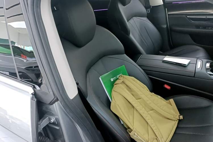 Used XPeng P7 2021 480N Right Front Seat