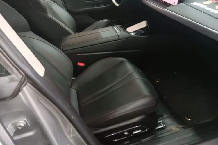 Used XPeng P7 2021 480N Right Front Seat