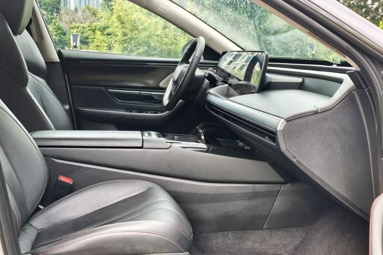 Used XPeng P7 2021 480N Right Front Seat