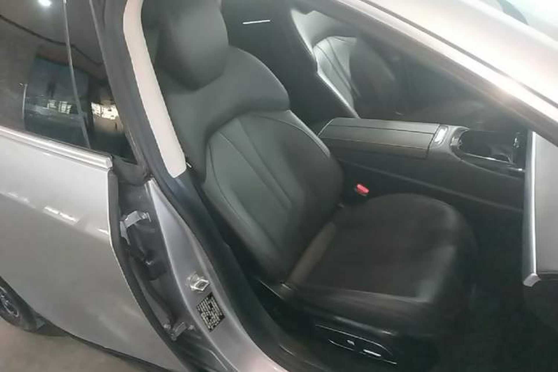 Used XPeng P7 2021 670G Right Front Seat