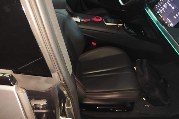 Used XPeng P7 2021 562E Pengyi Performance Edition Right Front Seat