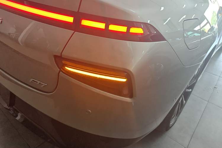 Used XPeng P7 2021 670G Right Rear Taillight