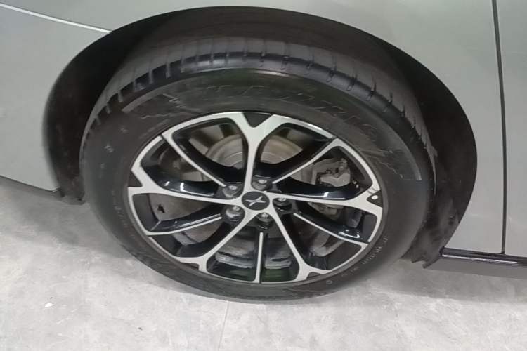 Used XPeng P7 2021 670G Right Rear Wheel Hub