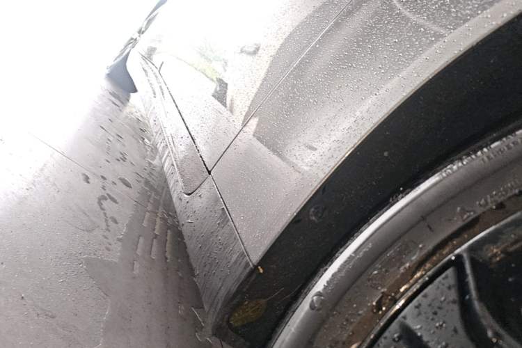 Used XPeng P7 2021 562E Pengyi Performance Edition Right Side Sill