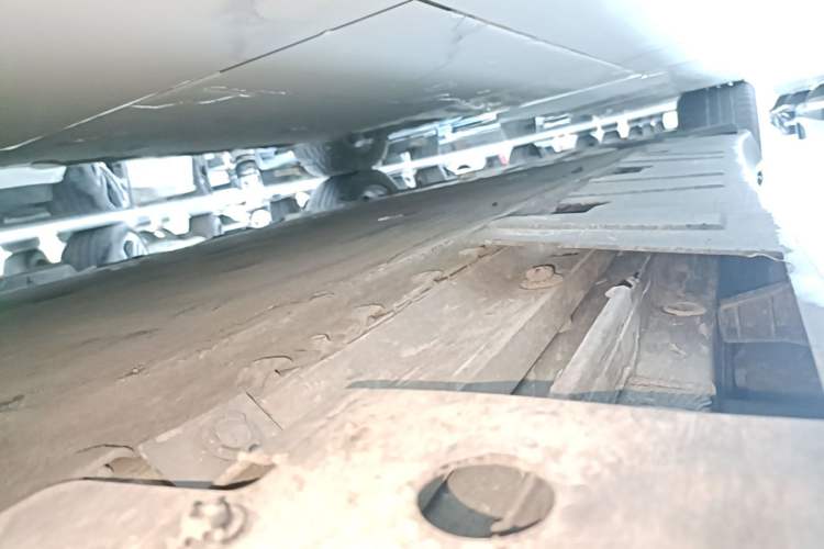 Used XPeng P7 2021 480N Right Side Sill