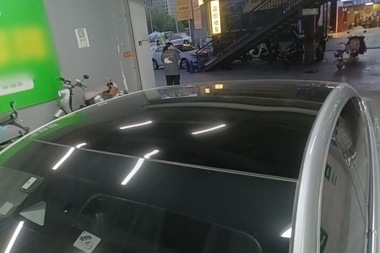 Used XPeng P7 2021 670G Roof